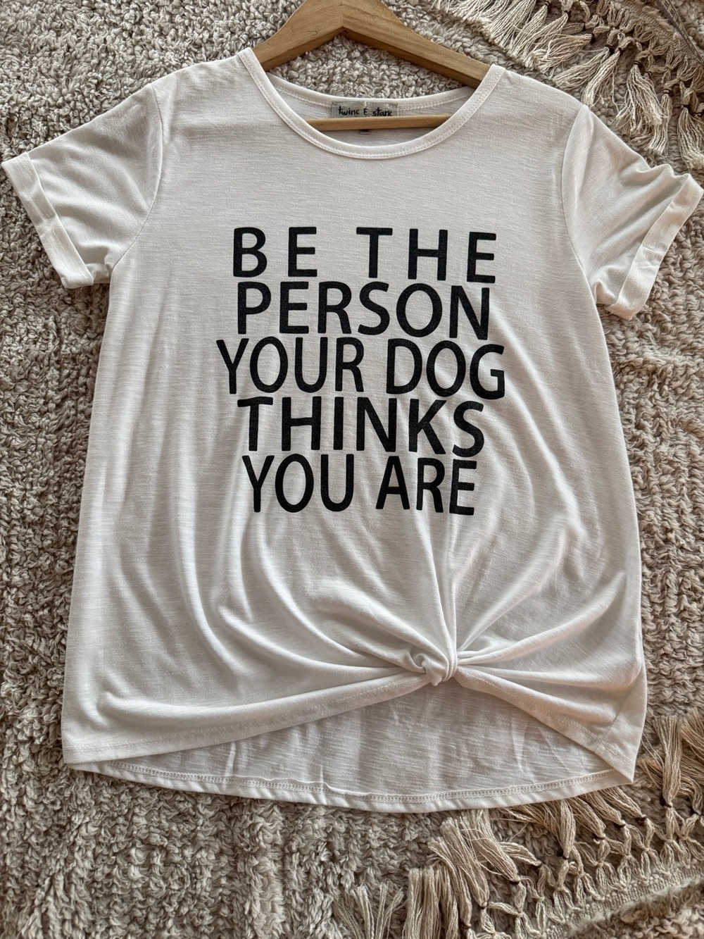 Twine & Stark Dog Lover Tee Women’s Small White Front Knot T-shirt